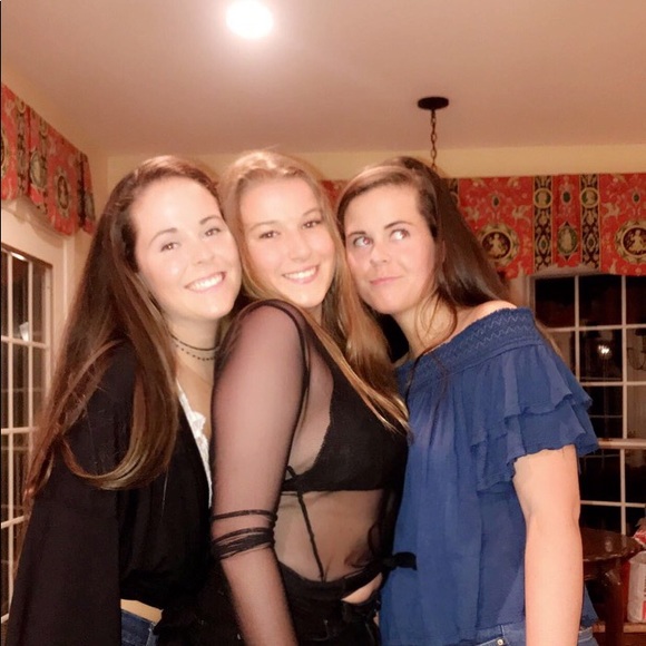 Meet your Posher, Isabel - Picture 1 of 1